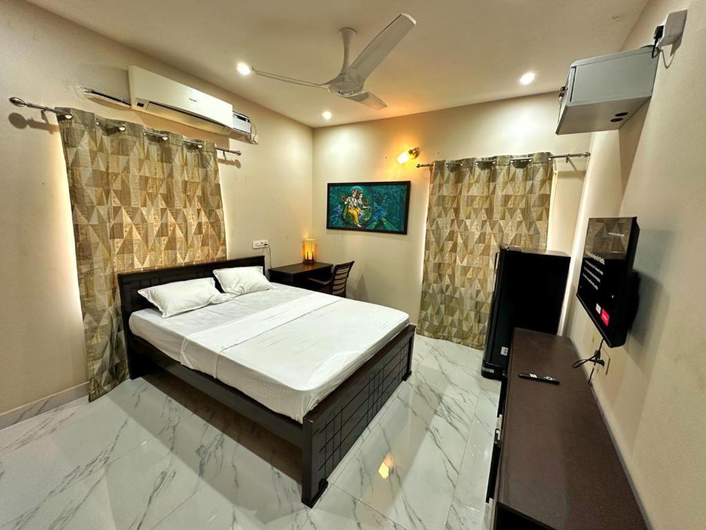 Sri Apartment Deluxe Room A3 Pondicherry Exterior foto